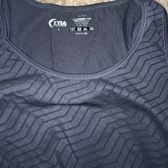 Zyia active tank - Picture 2 of 7